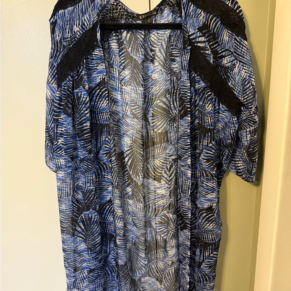 Express Blue and Black Patterned Short Sleeve Cover Up
